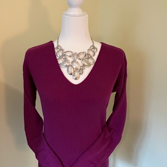 Splendid from Nordstrom Beautiful Raspberry Sweater, Knot Back, Rib, Medium - Picture 2 of 11